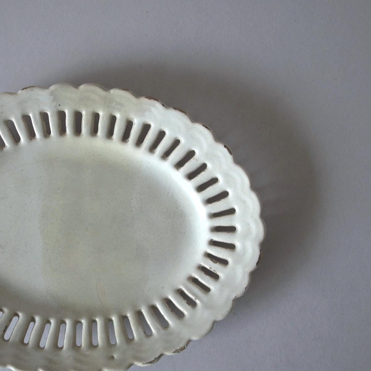 アンティーク マヨリカのオーバル小皿 | ファイアンス | マジョリカ | 白錫釉-image2