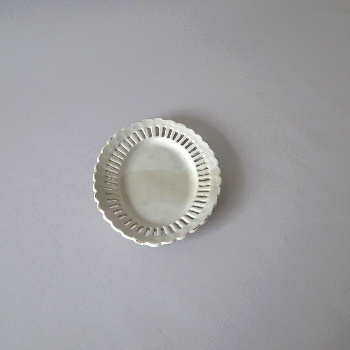 アンティーク マヨリカのオーバル小皿 | ファイアンス | マジョリカ | 白錫釉-image5
