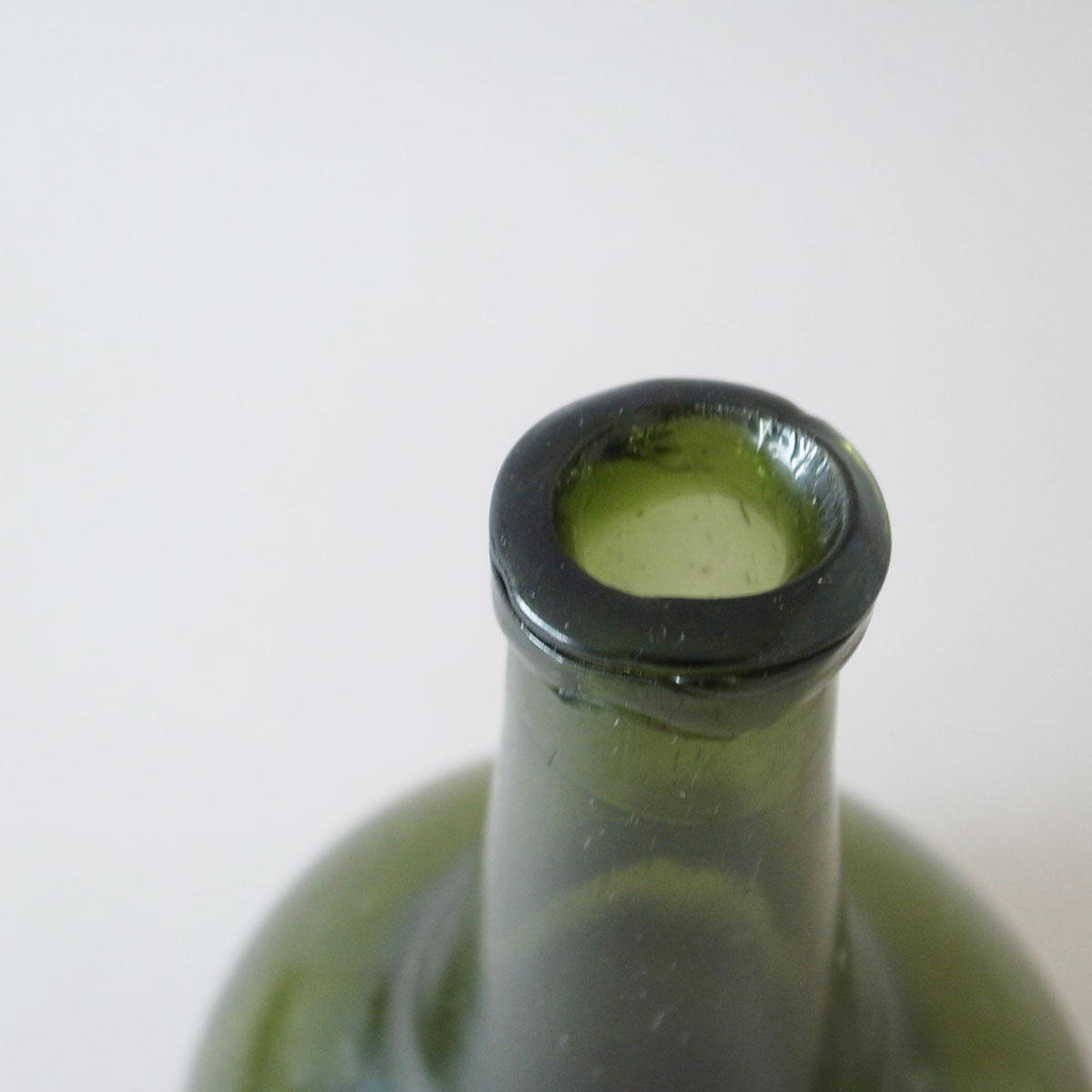 �A���e�B�[�N 18���I �I�j�I���{�g�� | �K���X�e��-image5