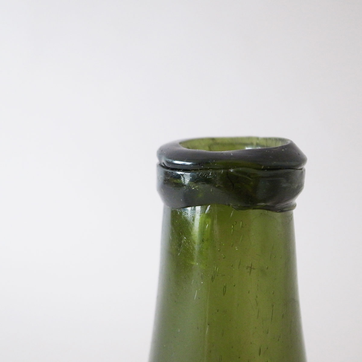 �A���e�B�[�N 18���I �I�j�I���{�g�� | �K���X�e��-image6