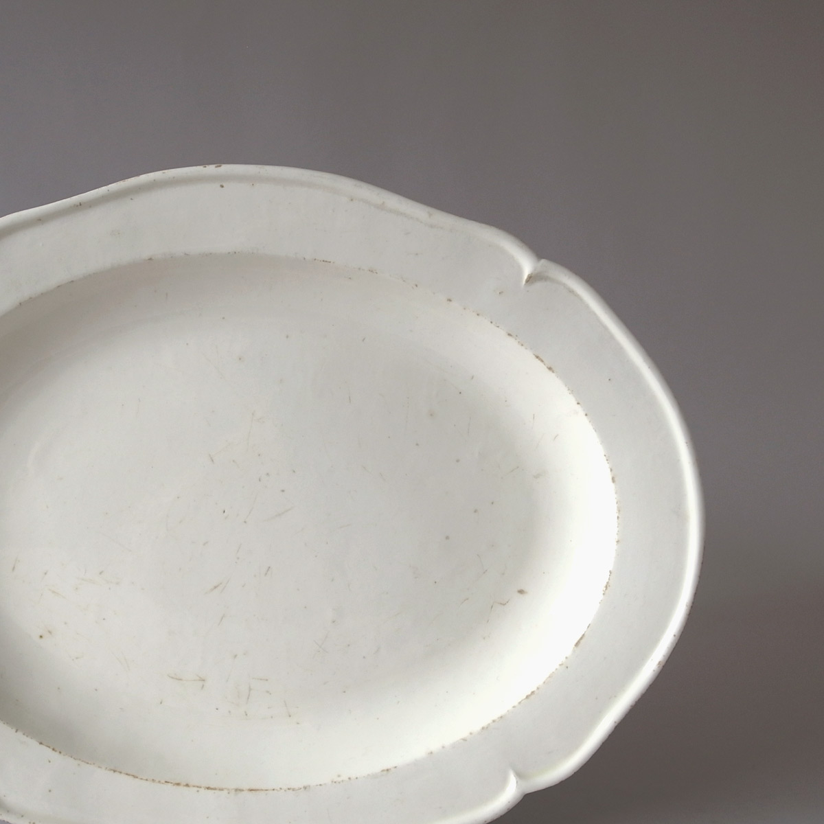 アンティーク オーバル皿(ALDROVANDI) | ファイアンスフィーヌ