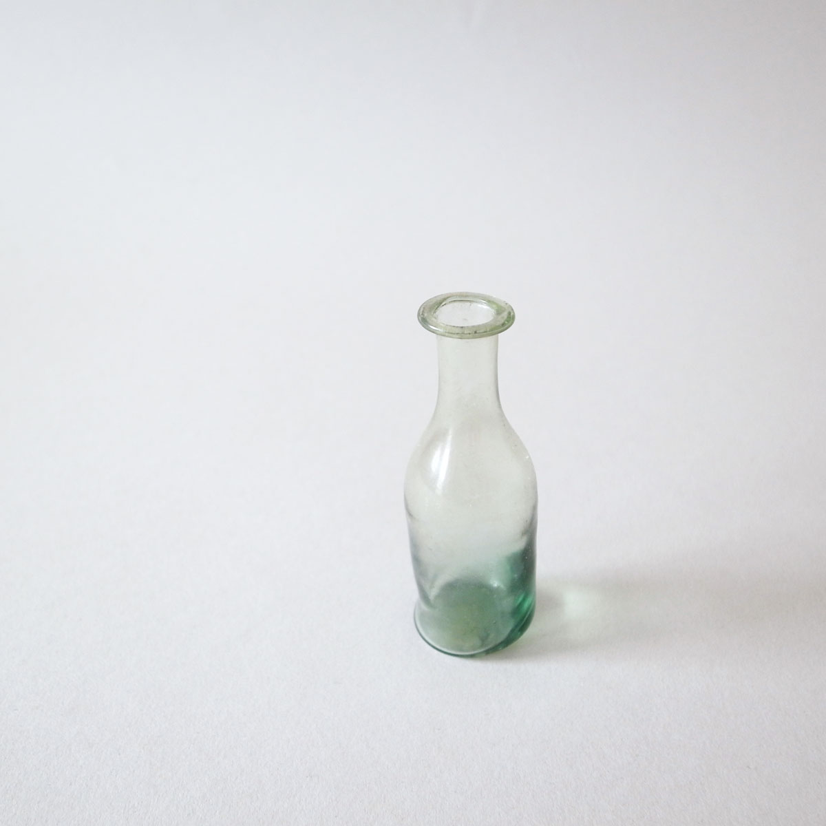 アンティーク 18世紀 薬瓶(小) | ガラスボトル | アンティークショップ 